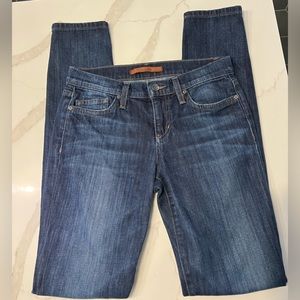 Joe’s Denim straight leg - 25